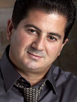 约瑟夫·德奥诺夫里奥头像